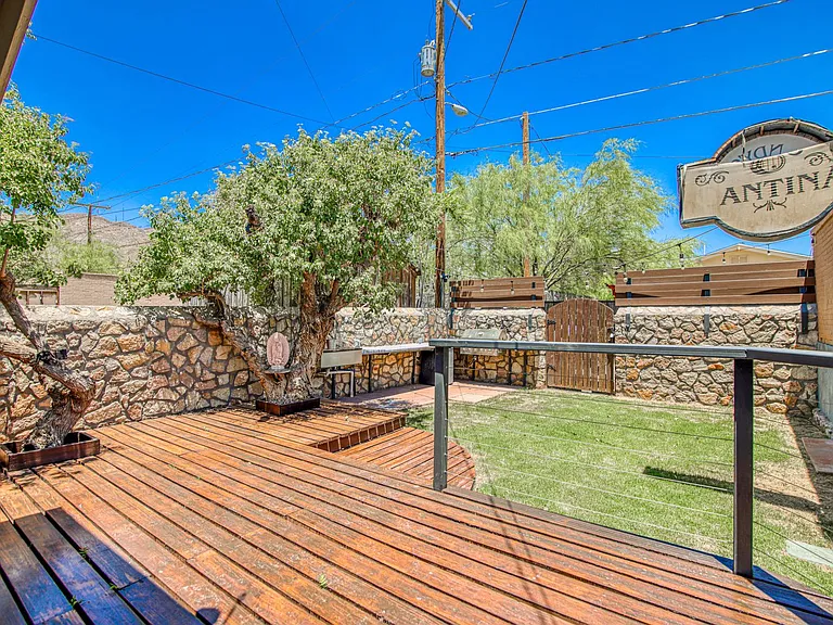 2909 Copper Ave — Photo 40
