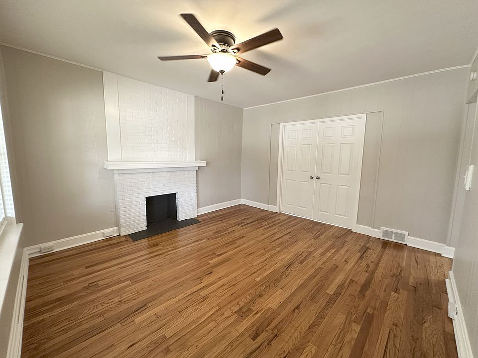 2nd Floor - Living Room