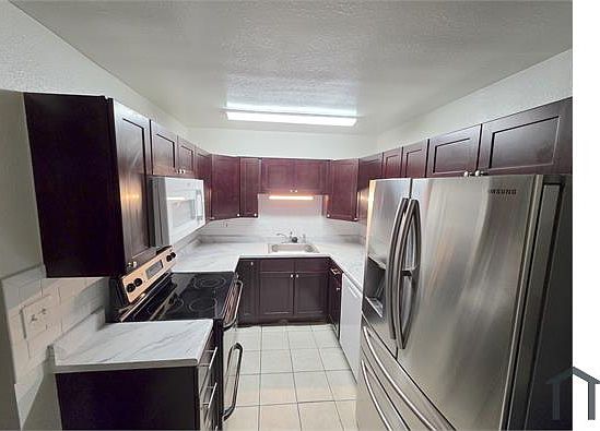3rd image of 6090 Wadsworth Blvd #14