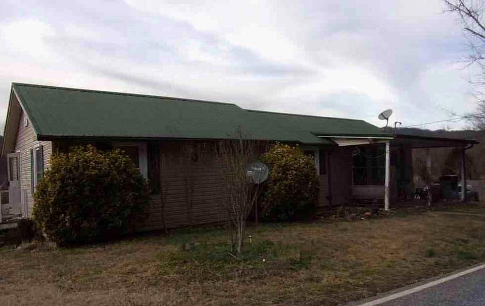 1st image of 3762 Hollywood Ridge Rd