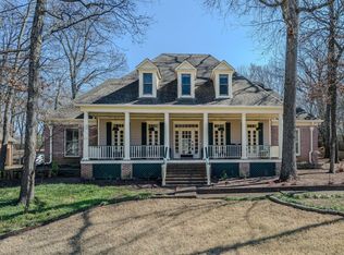 1994 Steeplebrook Dr, Cordova, TN 38016