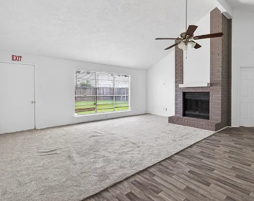 4 bed, 1904 sqft, $2,150 — Photo 3