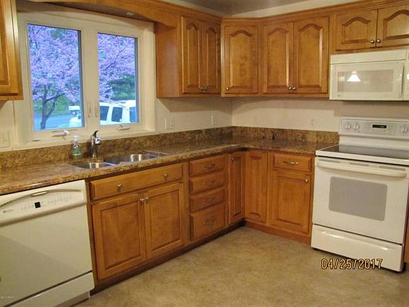 4th image of 2744 Blair Street Ext