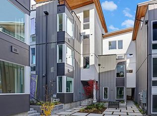 3070C SW Avalon Way, Seattle, WA 98126