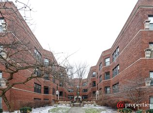 528 Sheridan Rd APT 2A, Evanston, IL 60202