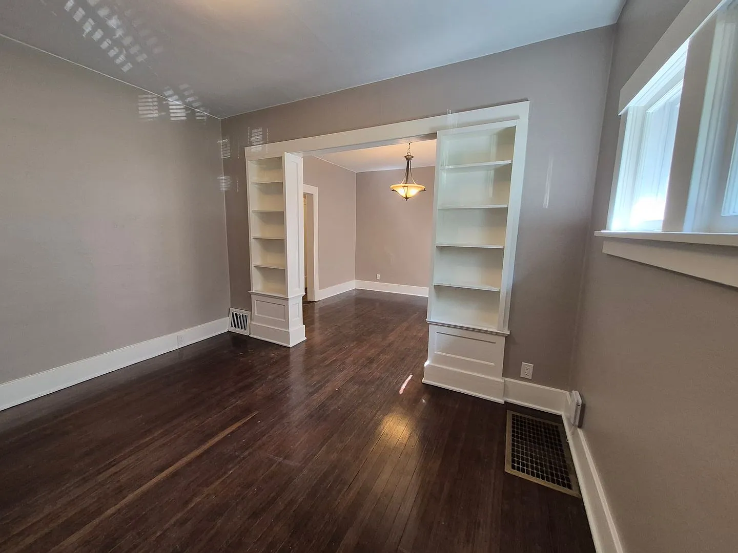 2 Bed/1 Bath — Photo 4