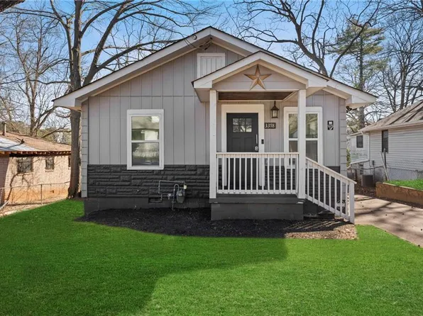 3378 Lavista Dr, Hapeville, GA 30354