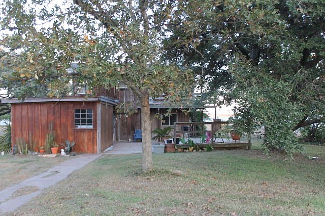 1st image of 1648 Bayview Dr