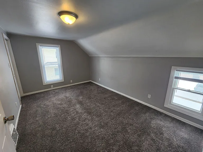 2809 Main St — Photo 13