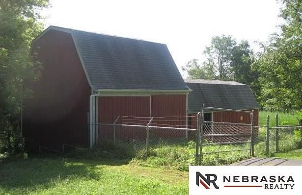 2nd image of 10225 N 72nd St