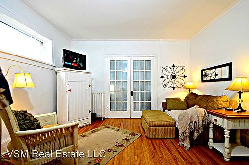 1st image of 601 Park St APT 2