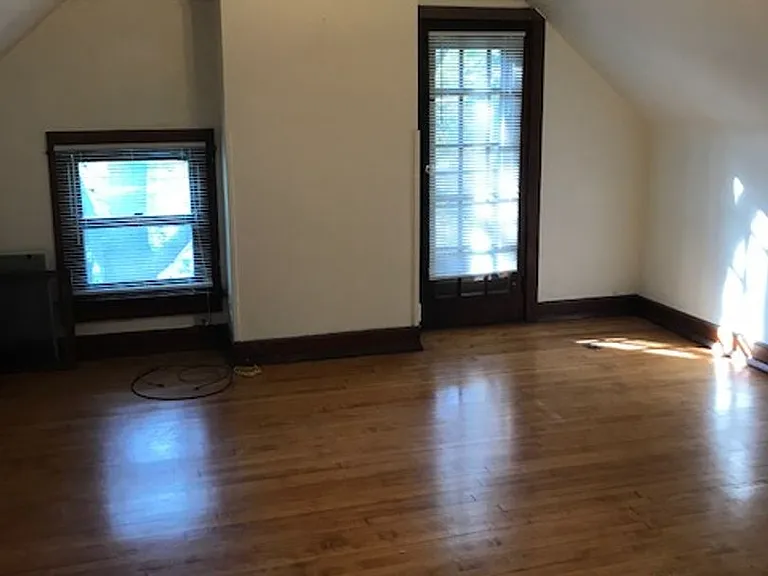 620 S Ingersoll St — Photo 2