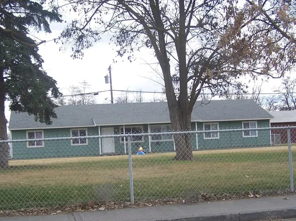 1110 1112 Arlington Drive, Moses Lake, WA 98837