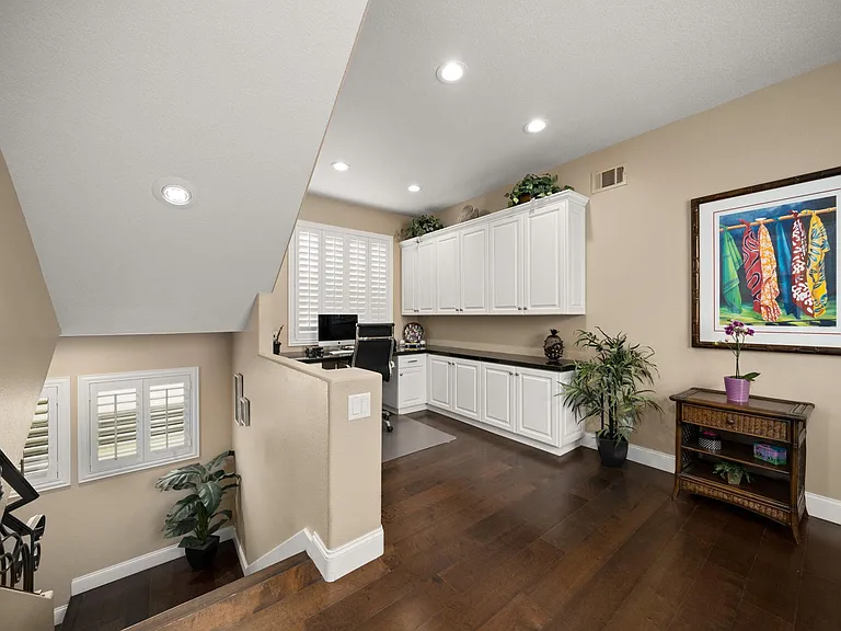613 22nd St — Photo 38