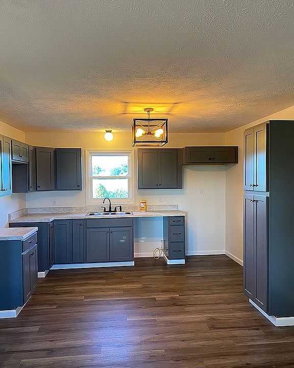 142 Burrell St, Hettick, IL 62649 Zillow