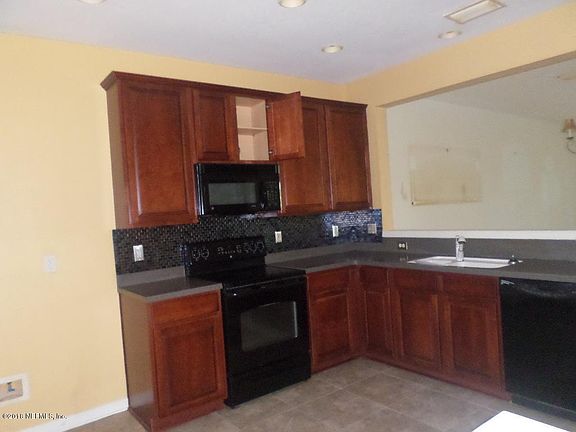 2nd image of 13550 Stone Pond Dr