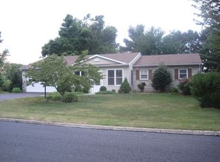 922 Conley Dr, Mechanicsburg, PA 17055