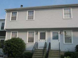 190 Austin Ryer Ln, Branford, CT 06405
