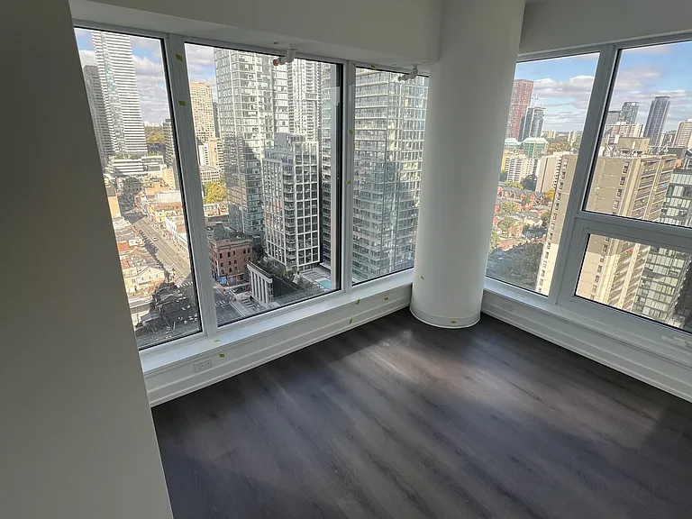 8 Wellesley St W #2709 — Photo 8