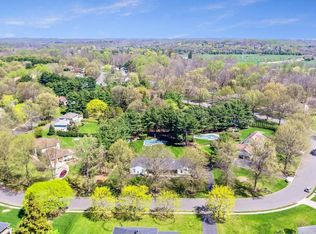 33 Rambling Brook Dr, Holmdel, NJ 07733