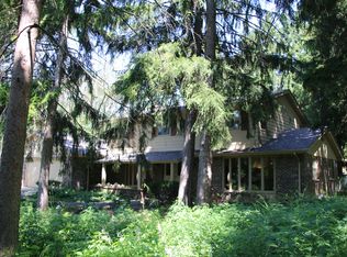 12580 Green Meadow Pl, Elm Grove, WI 53122