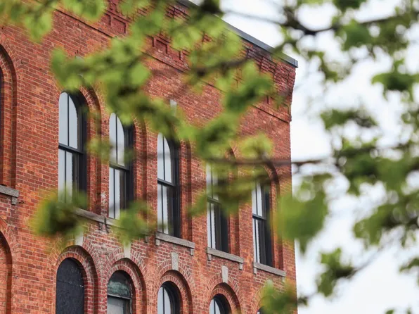 138 Seneca St, Buffalo, NY