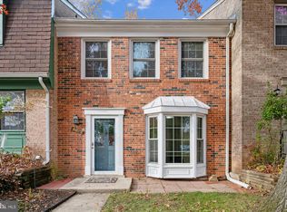 5822 Humblebee Rd, Columbia, MD 21045