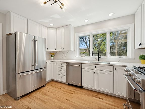 5th image of 2331 Swainwood Dr
