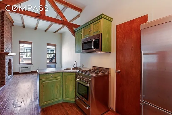 Sold by Compass | media 3