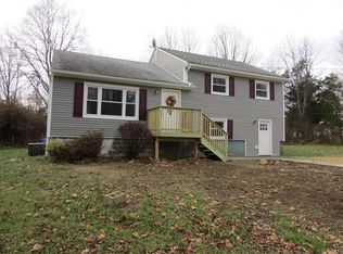 541 Lakeside Rd, Newburgh, NY 12550