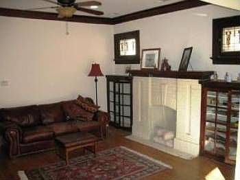 3rd image of 1414 W Catalpa Ave #1