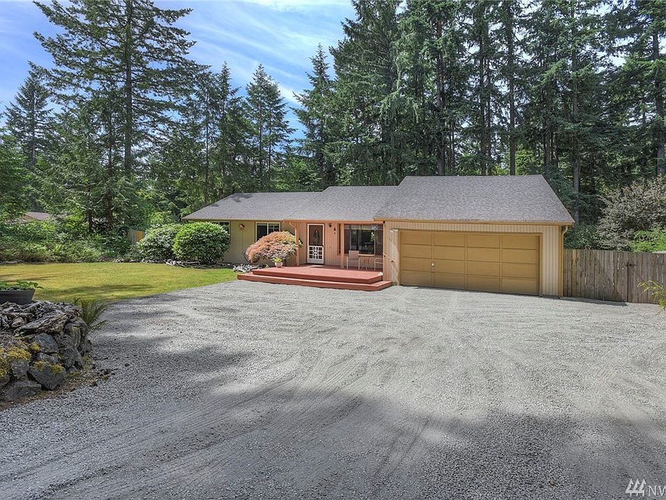 1st image of 10415 Creviston Dr NW