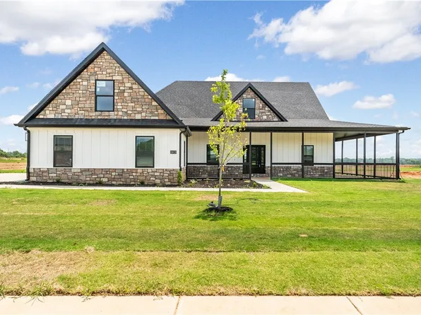 1813 Strong Ave, Pea Ridge, AR 72751