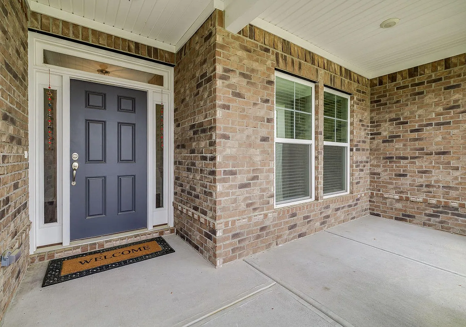 Elegant Savannah Living 5BR Home with Spacious Primary Suite & Dual Living Spaces — Photo 4