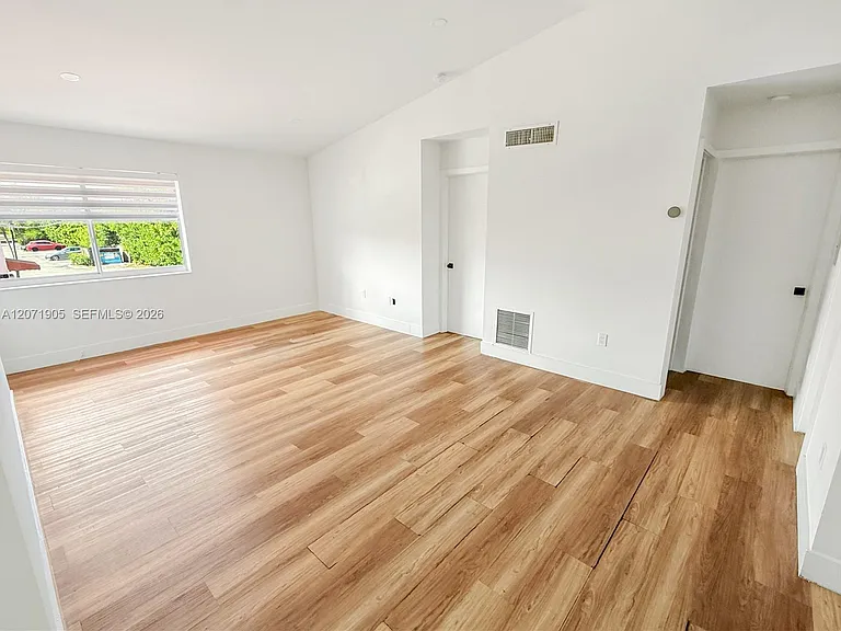 8035 Lake Dr #205 — Photo 4