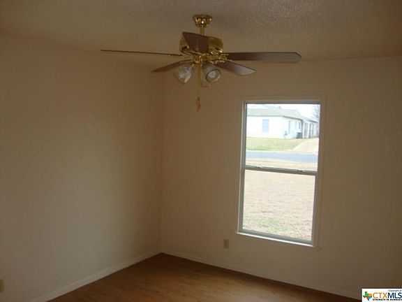 3rd image of 1108 Williamson Dr