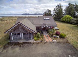 25906 Sandridge Rd, Ocean Park, WA 98640