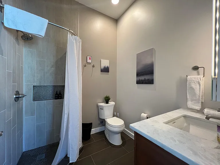 504 Morgan St NE — Photo 29
