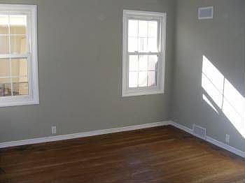 3rd image of 3000 Revere Ave
