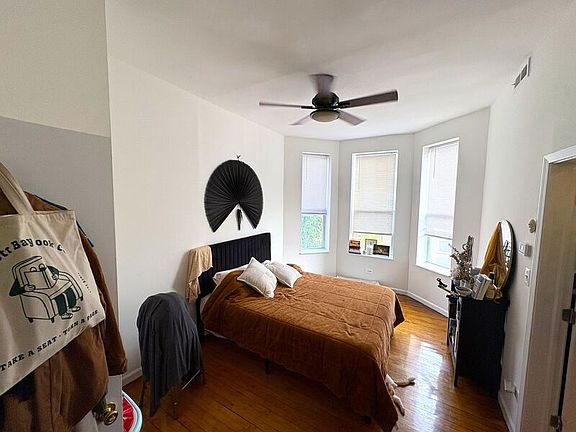 5th image of 1924 S Throop St APT 5