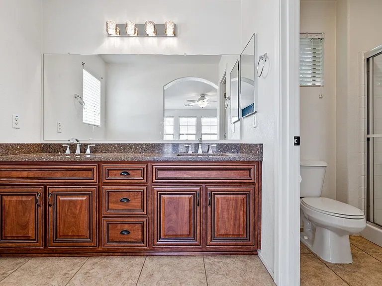 40-web-or-mls-Done Interior 2-6_08052024