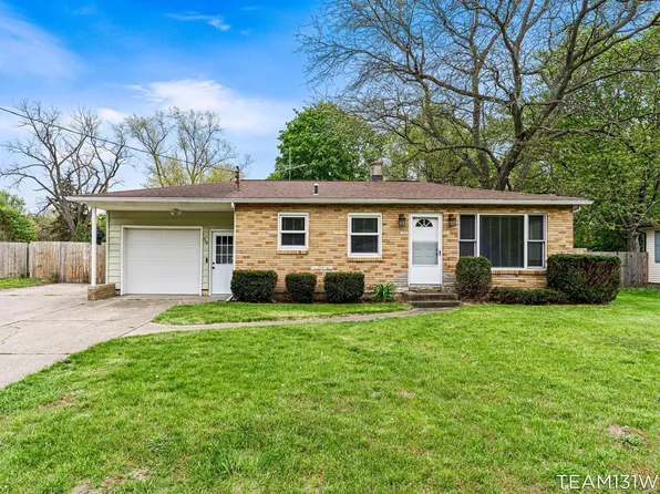 754 Riley St, Holland, MI 49424