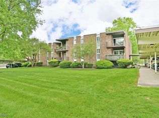 2960 N River Rd NE APT D15, Warren, OH 44483