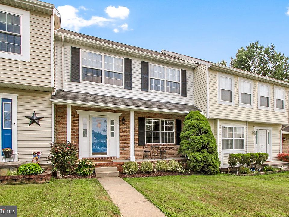 1st image of 1445 Landis Cir