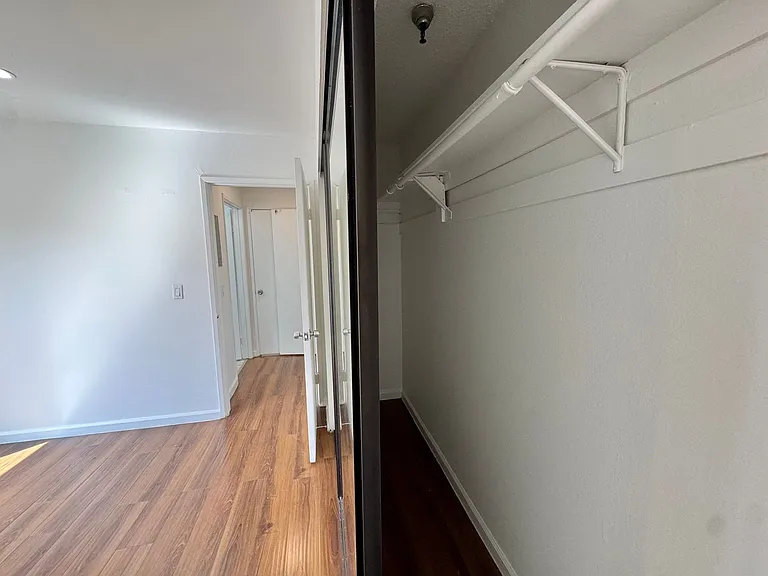 3746 Mentone Ave — Photo 17