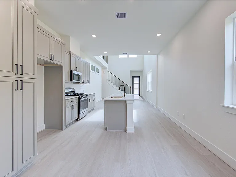 4336 Avron Dr #A — Photo 16