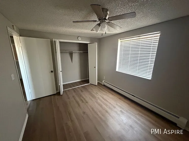 3333 Grant St #205 — Photo 7