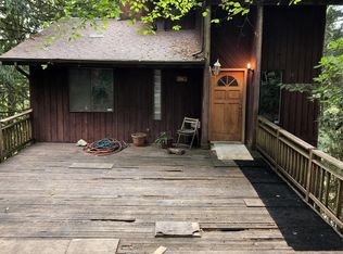 16 Valley View Cir, Bellingham, WA 98229