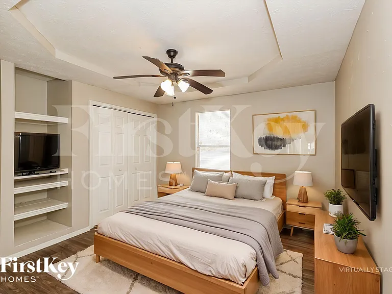 6450 Peppermill Ln — Photo 12