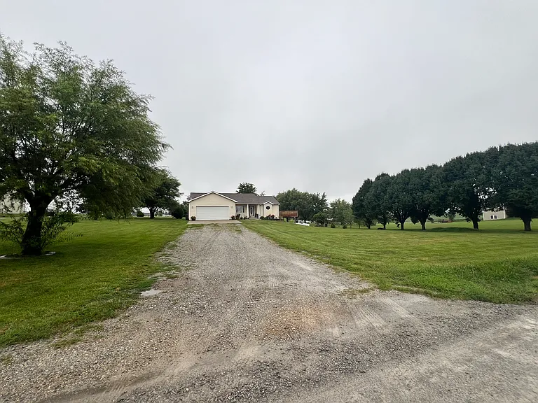11325 County Road 366 — Photo 3